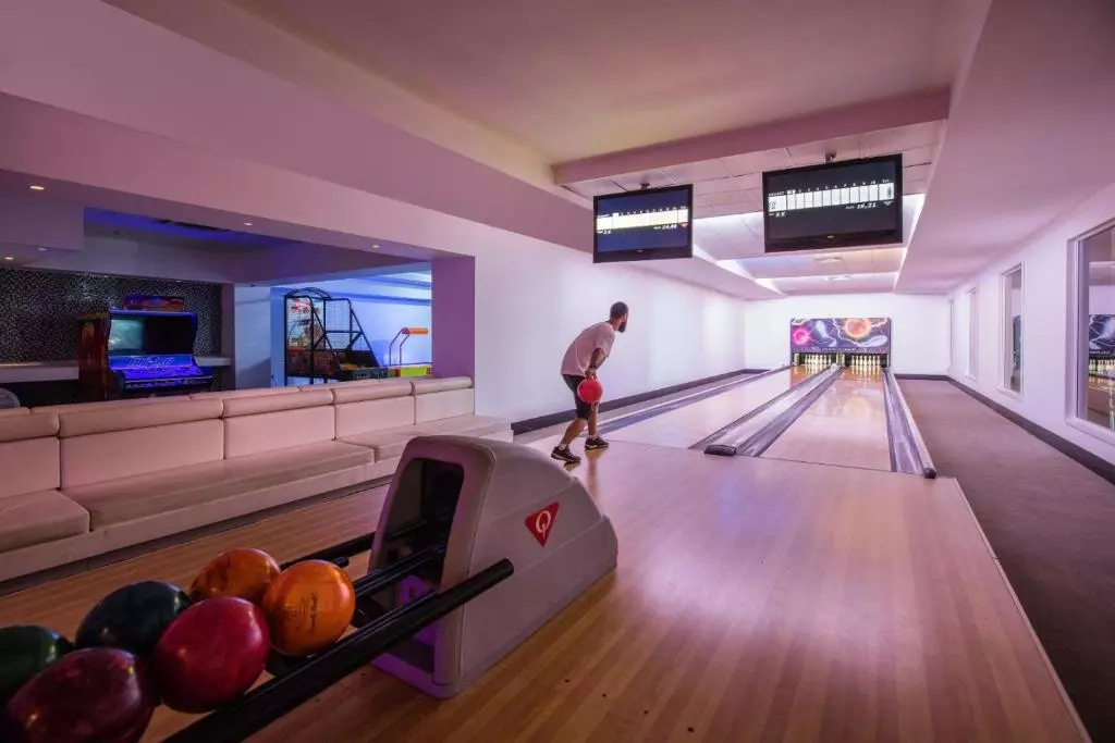 هتل آریا کلاروس بیچ